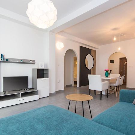 Istria Sea Side Apartment 210 & 209 ลาบิน ภายนอก รูปภาพ