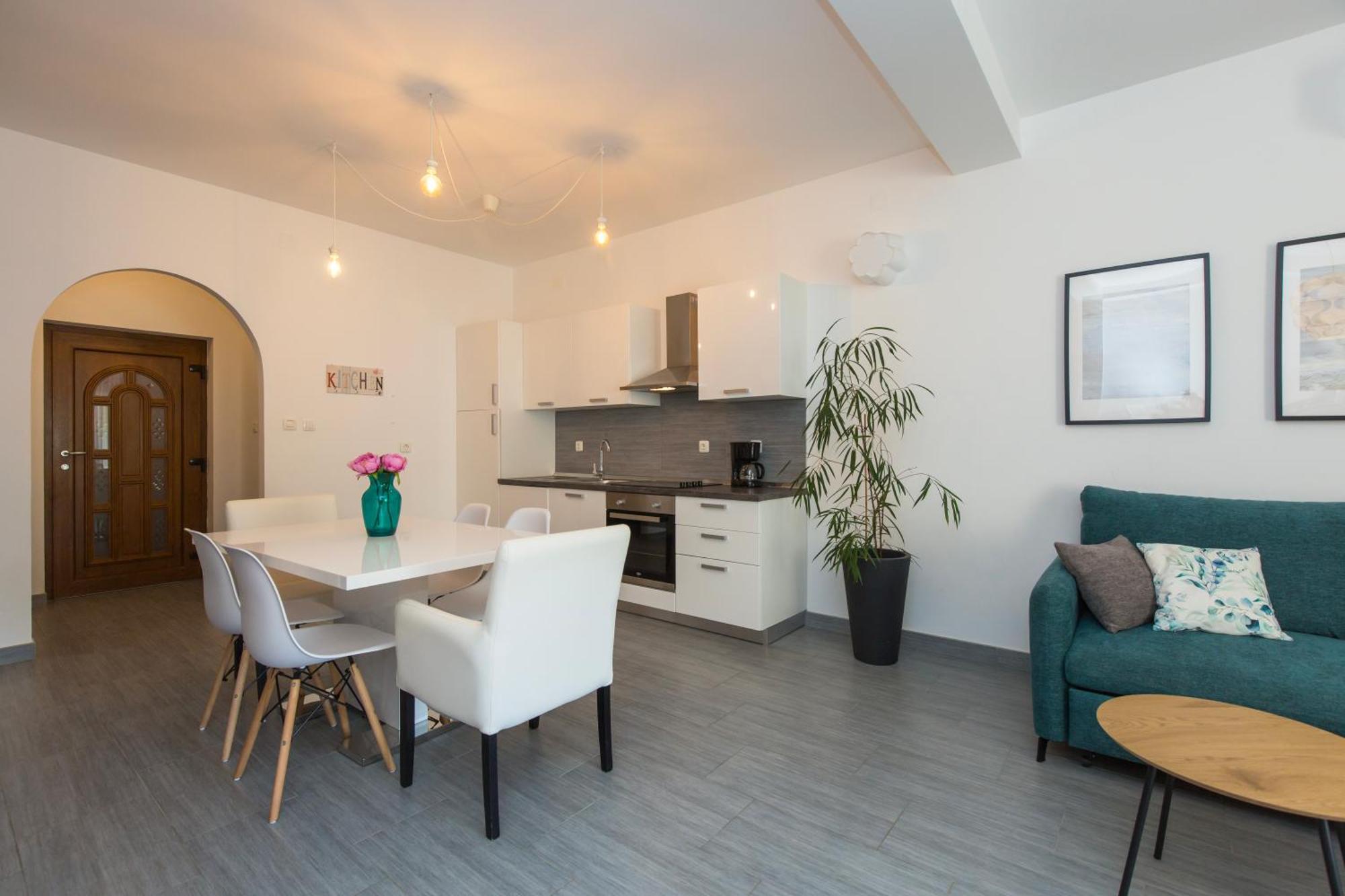 Istria Sea Side Apartment 210 & 209 ลาบิน ภายนอก รูปภาพ